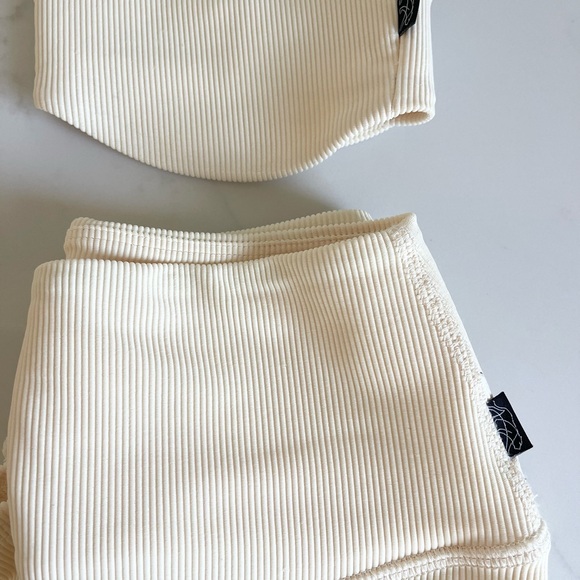 Tiger Friday Ribbed Set - Picture 8 of 10